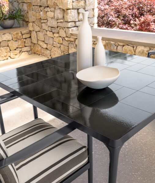 Nalu Mesa de comedor 106×106 1